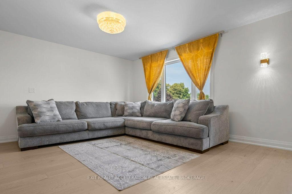 95 McCabe Street photo 14