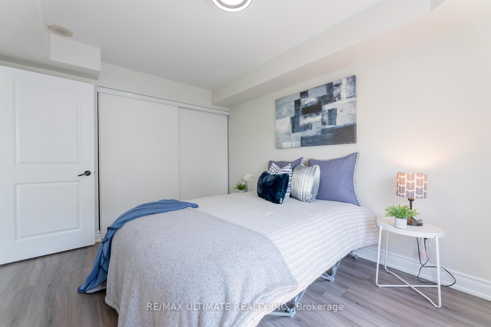 6 Rosebank Drive Unit 2L photo 18