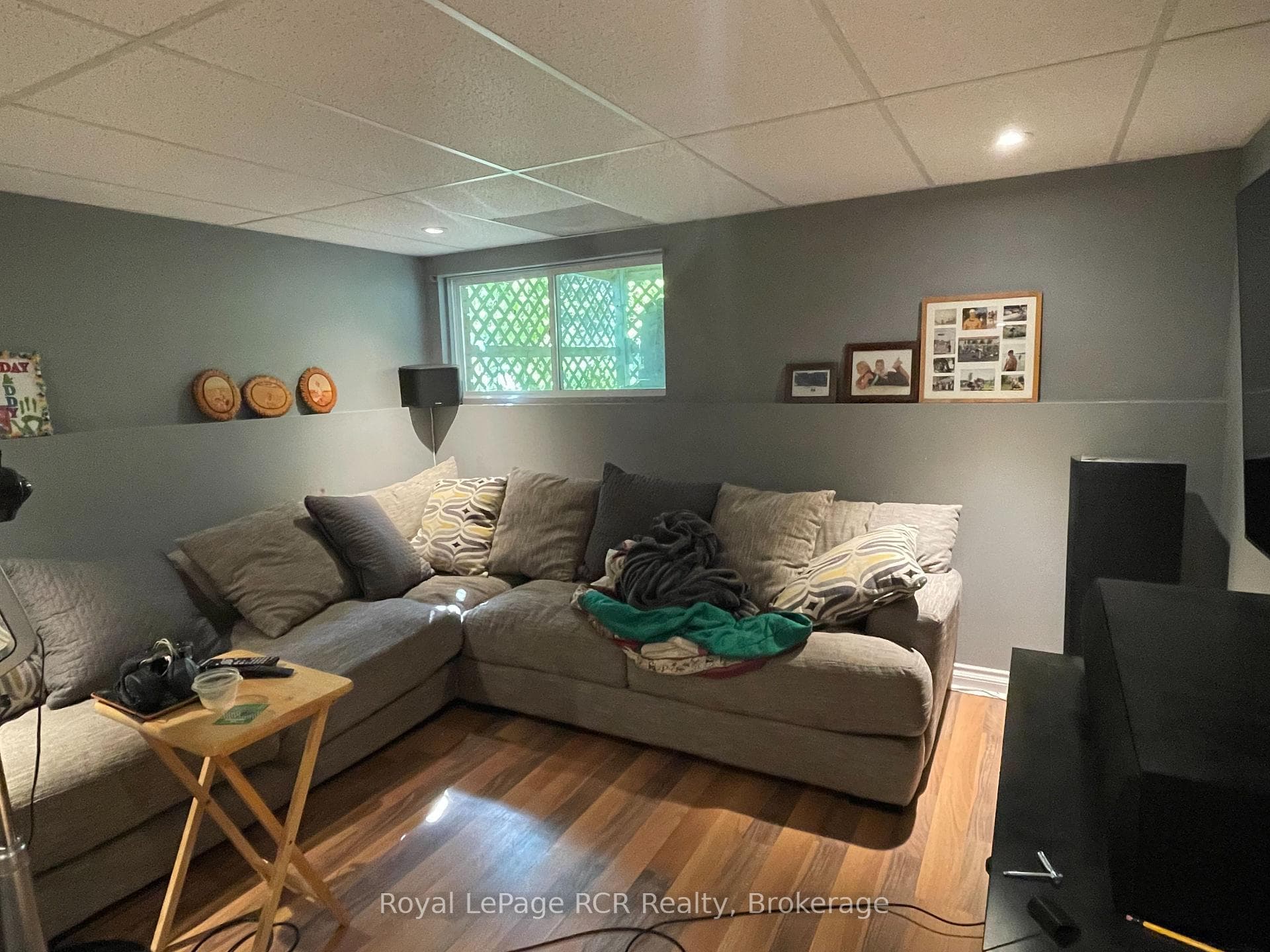 409 Thomas Street photo 28