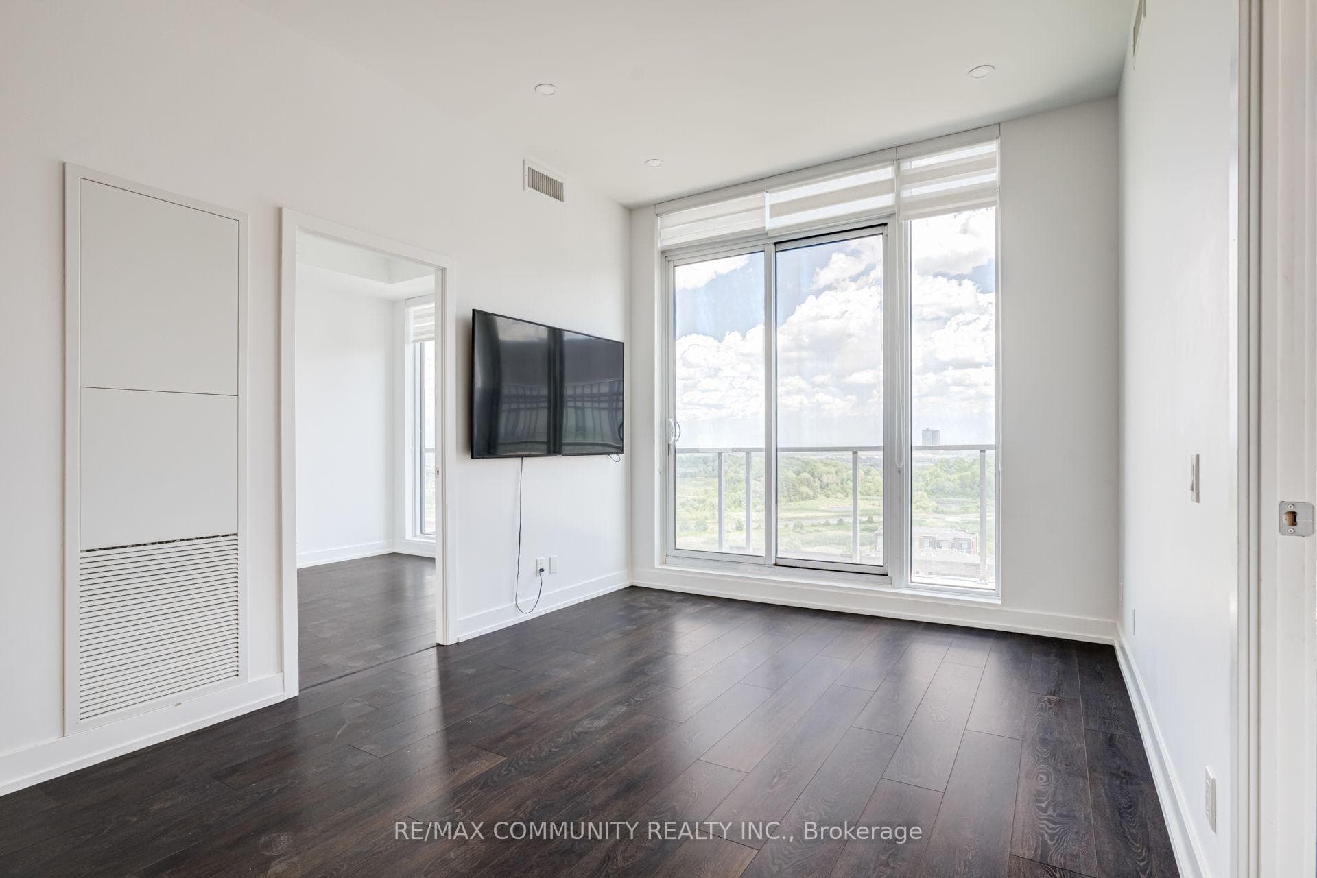 225 Veterans Drive Unit 1206 photo 17