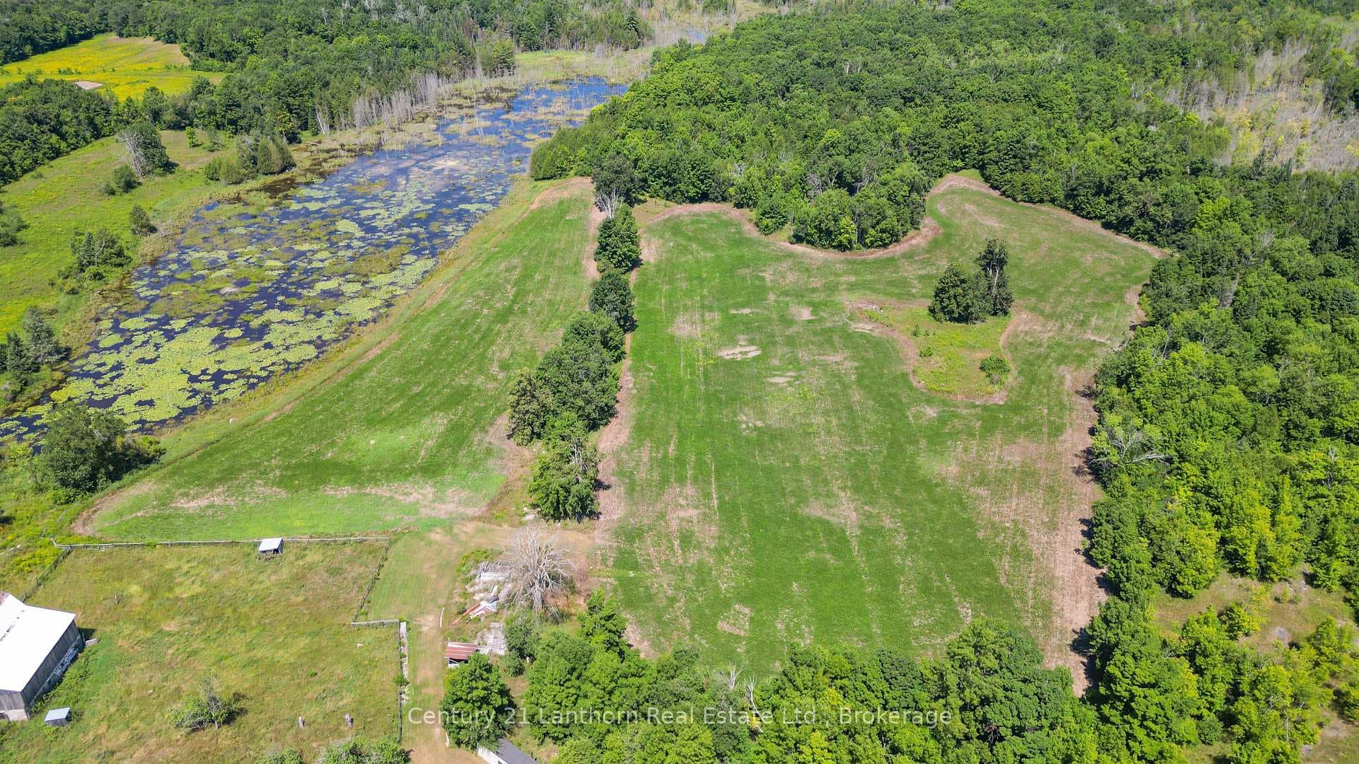495 Barker Road photo 44