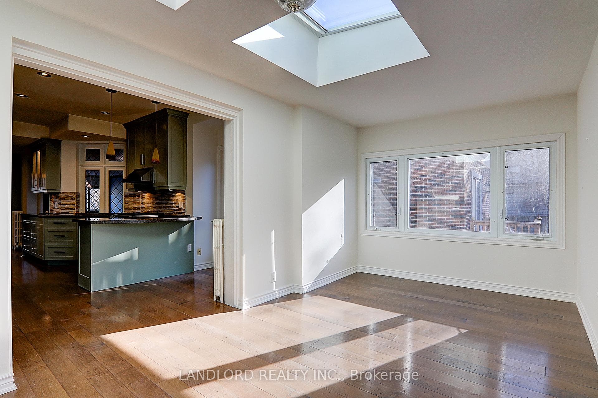 138 Fallingbrook Road photo 9