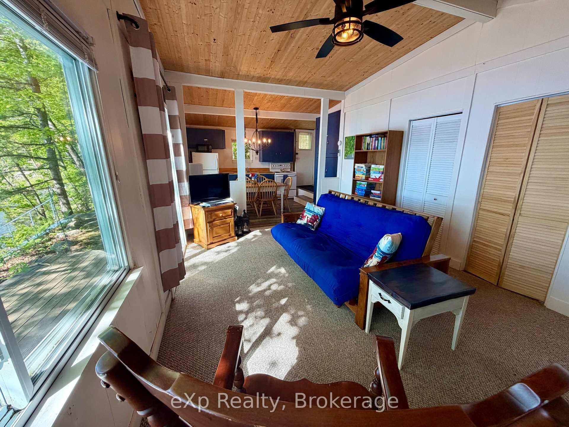 1082 Cowan Park Road Unit 3 photo 14