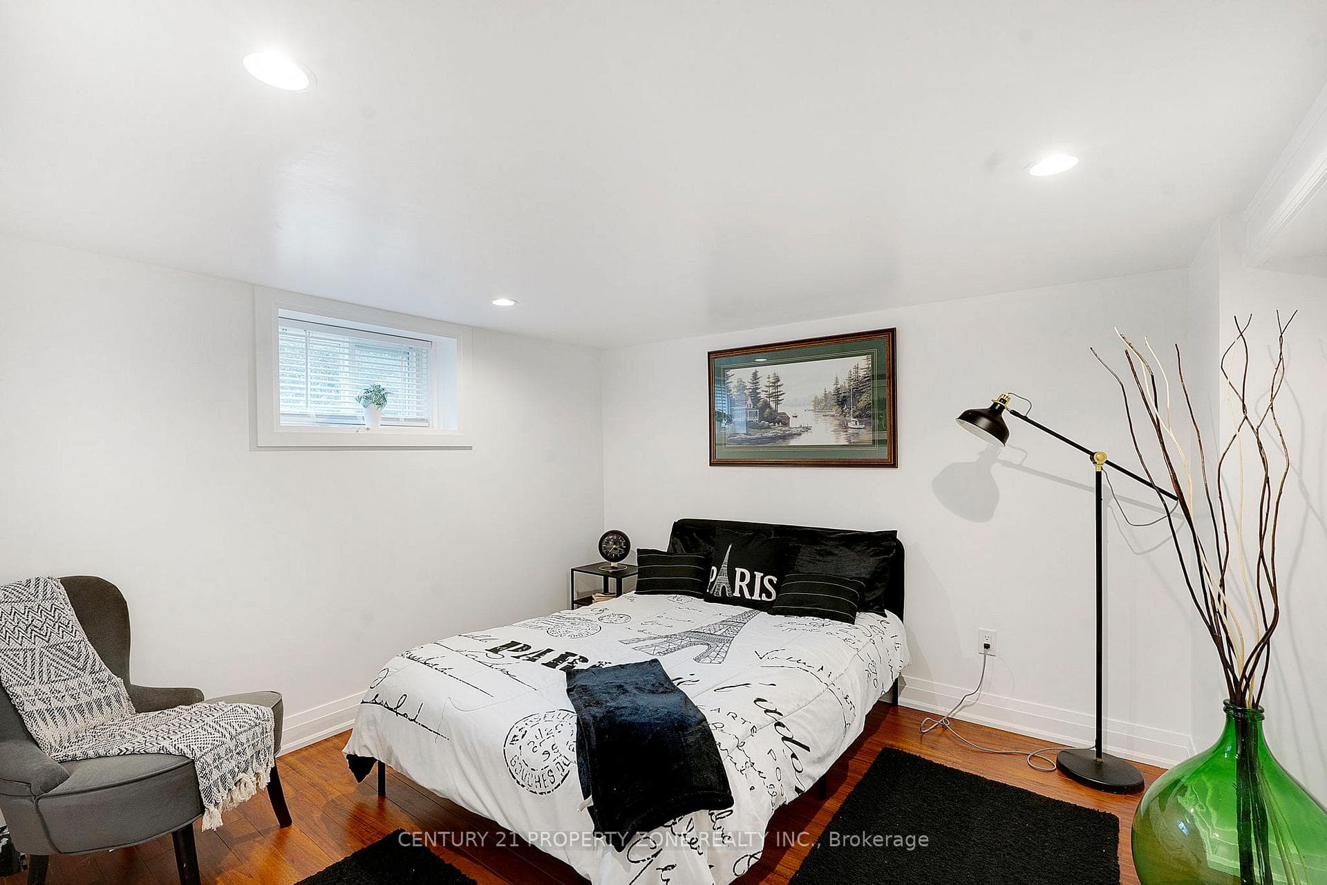 74 John Street photo 29