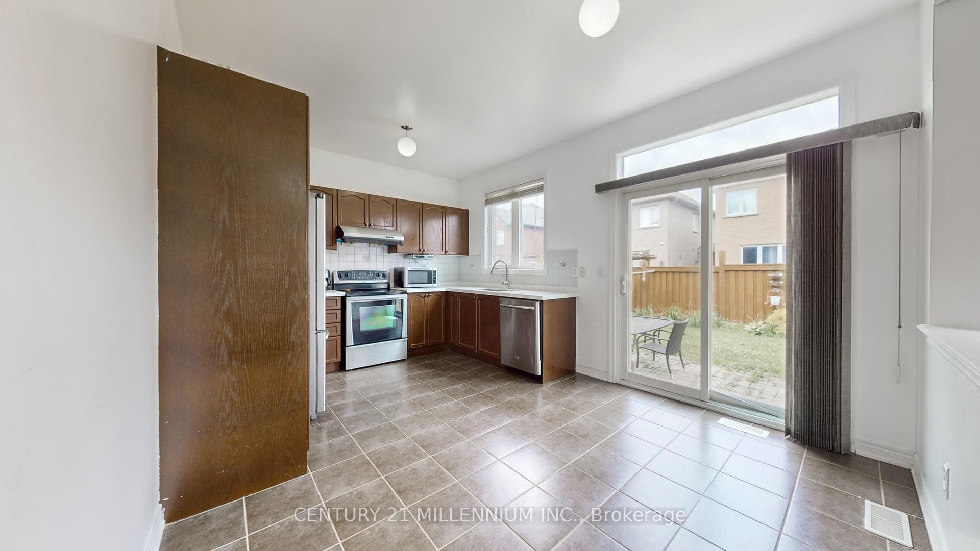 6 Dalhousie Crescent photo 9