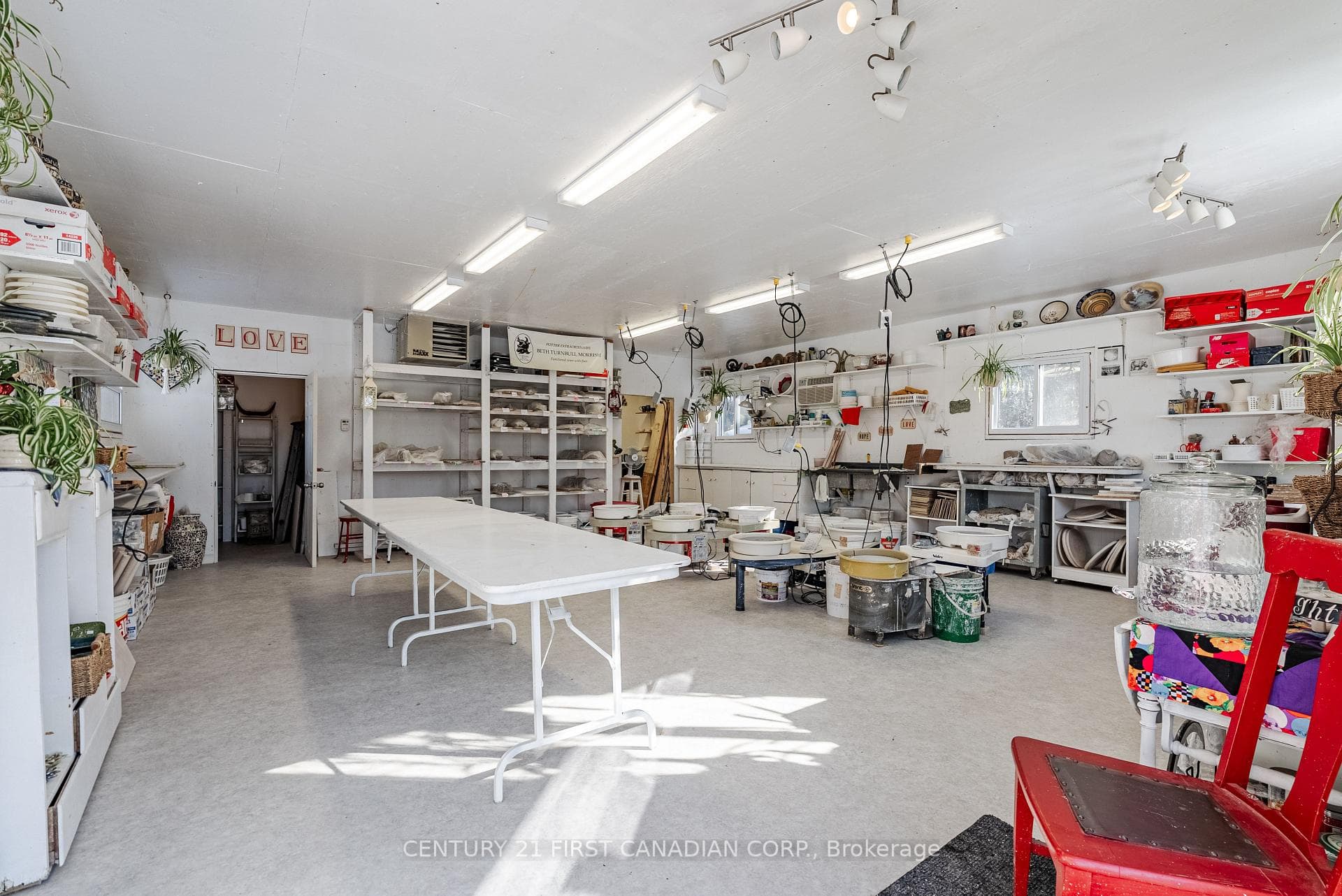 4353 Queens Avenue photo 44
