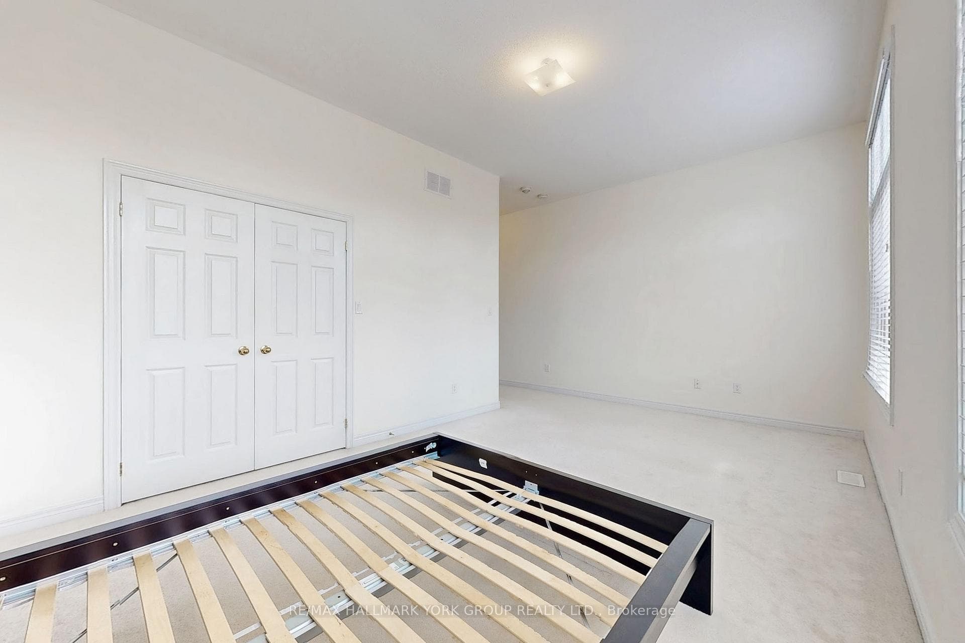 90 Braebrook Drive photo 16