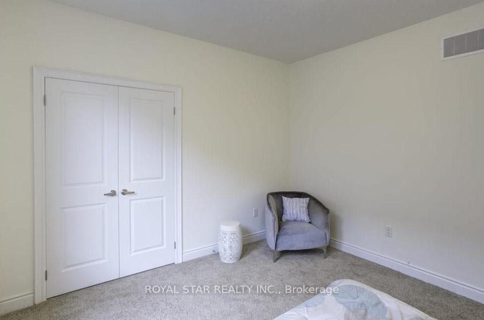 4 Harwood Street photo 8