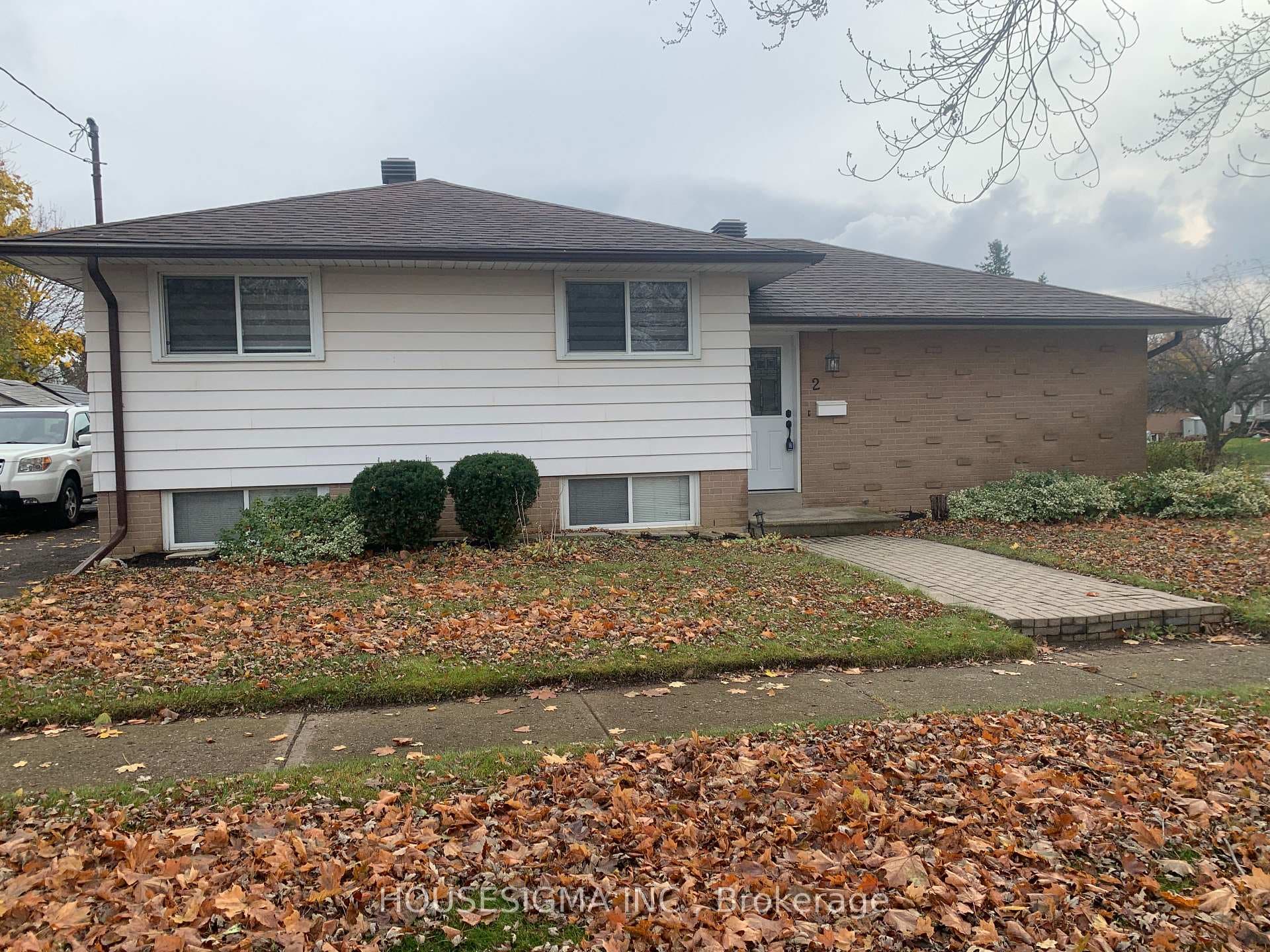 2 Raylawn Crescent photo 13