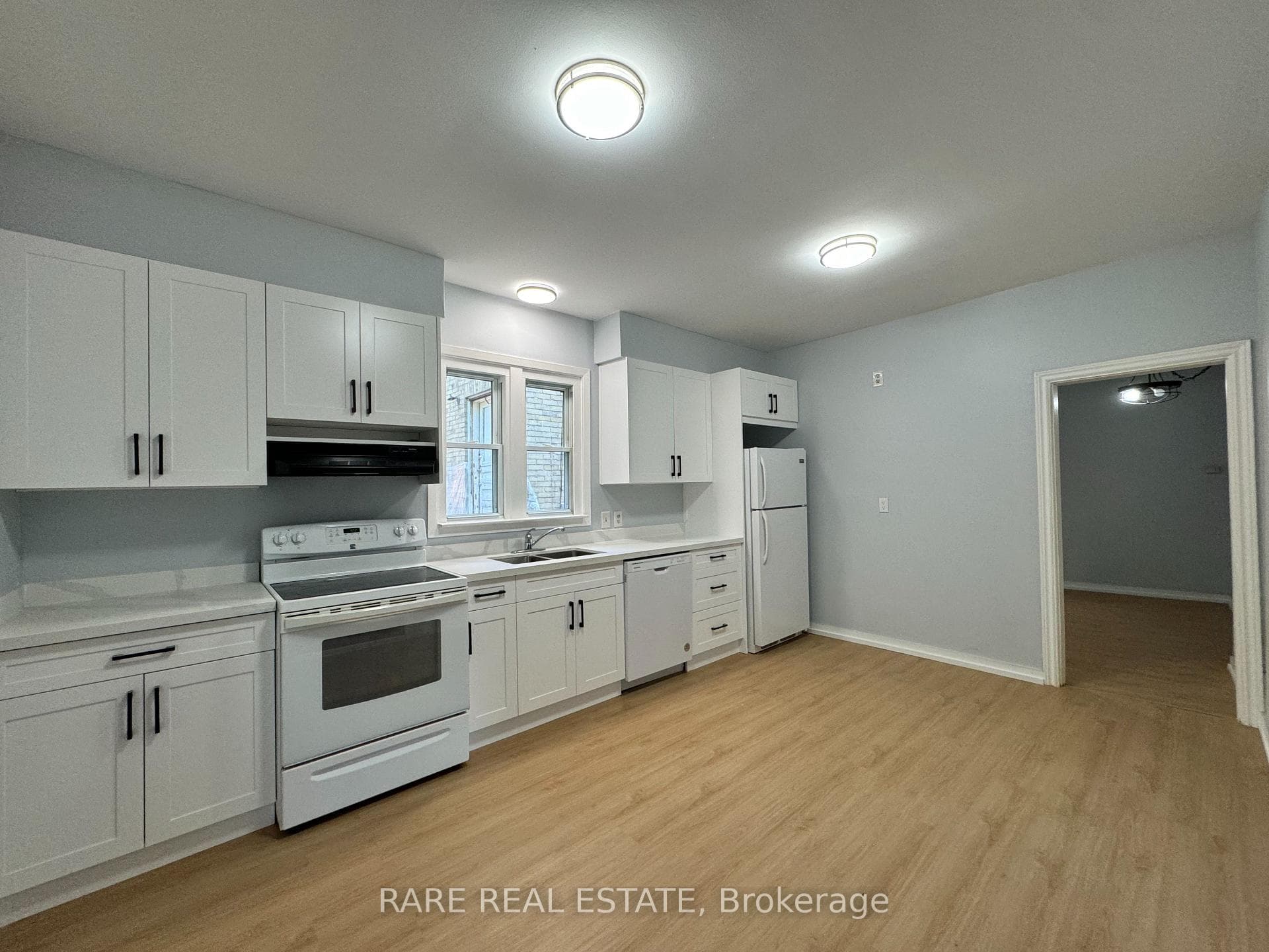 210 Albert Street Unit 1 photo 21