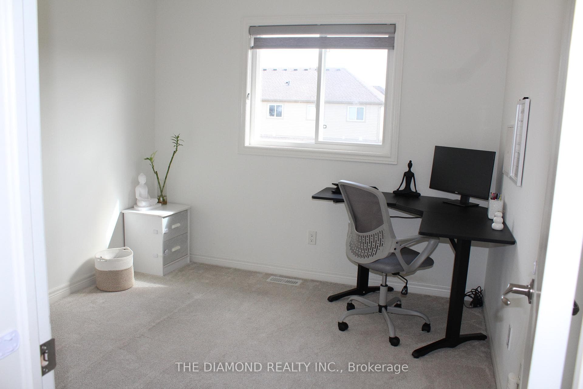 99 Heron Street photo 6