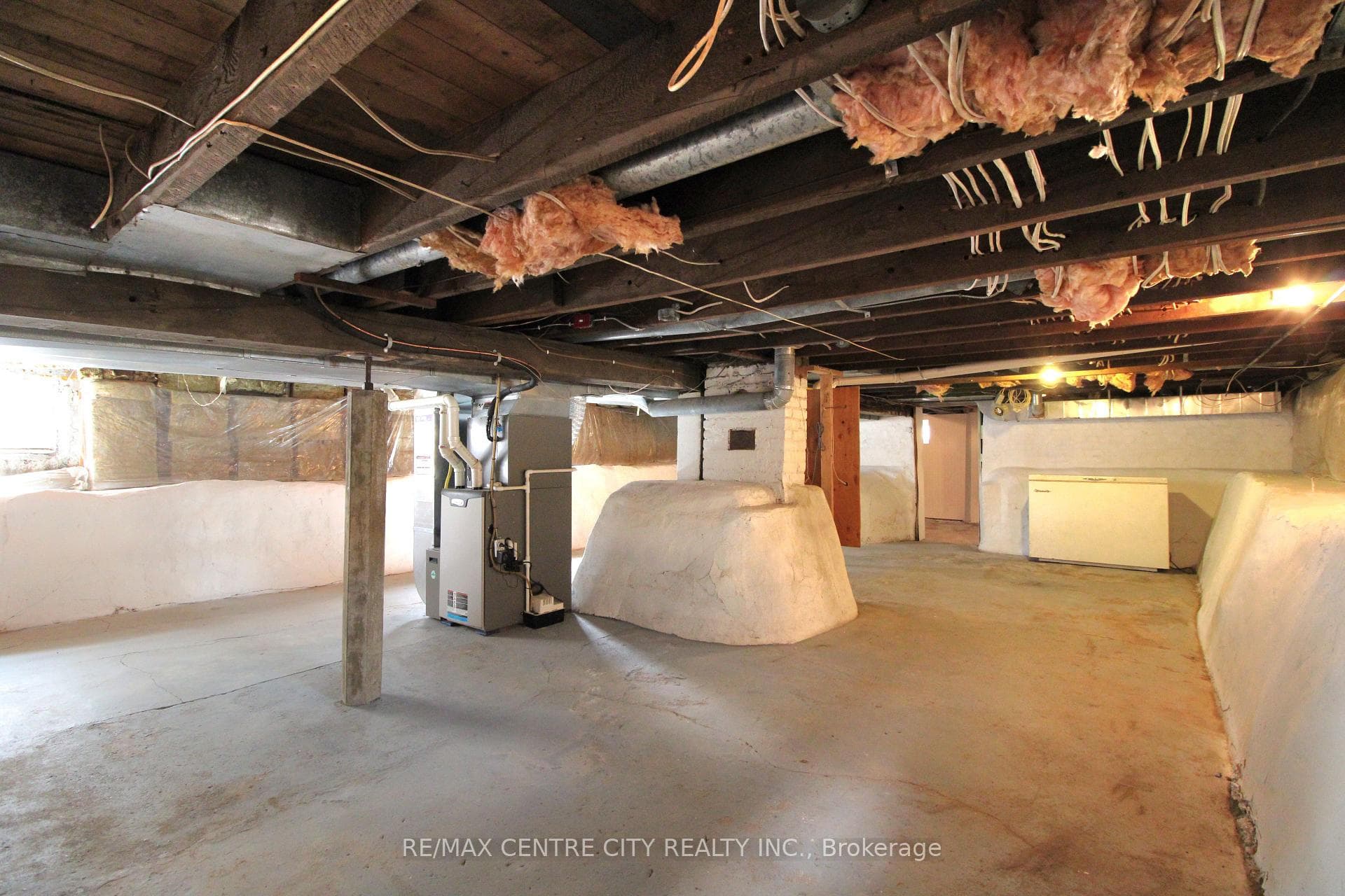18 Woodworth Avenue photo 15