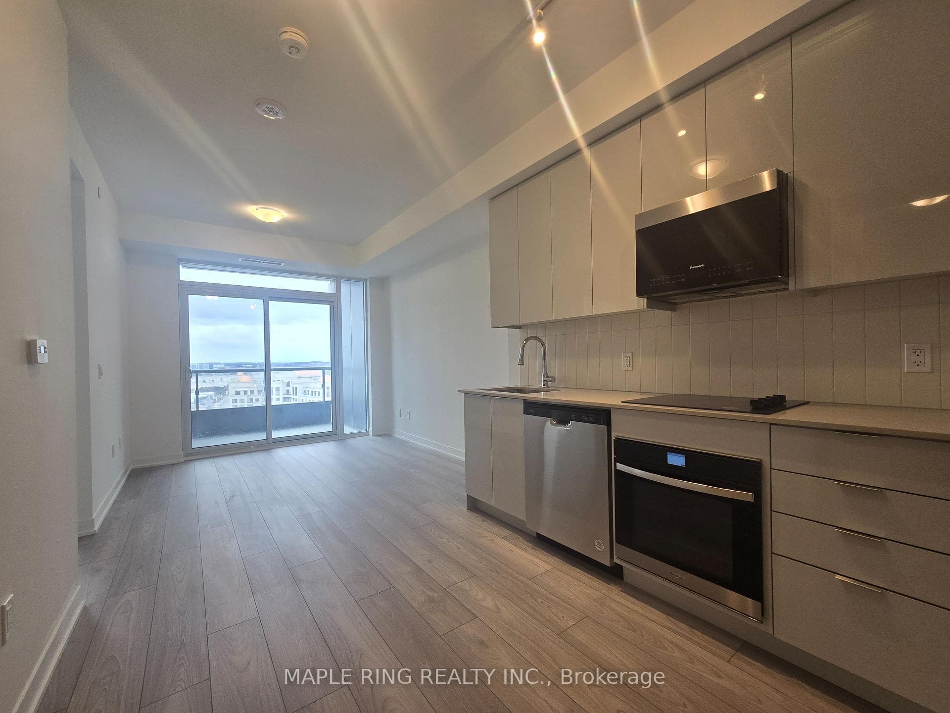498 Caldari Road Unit 2026 photo 2
