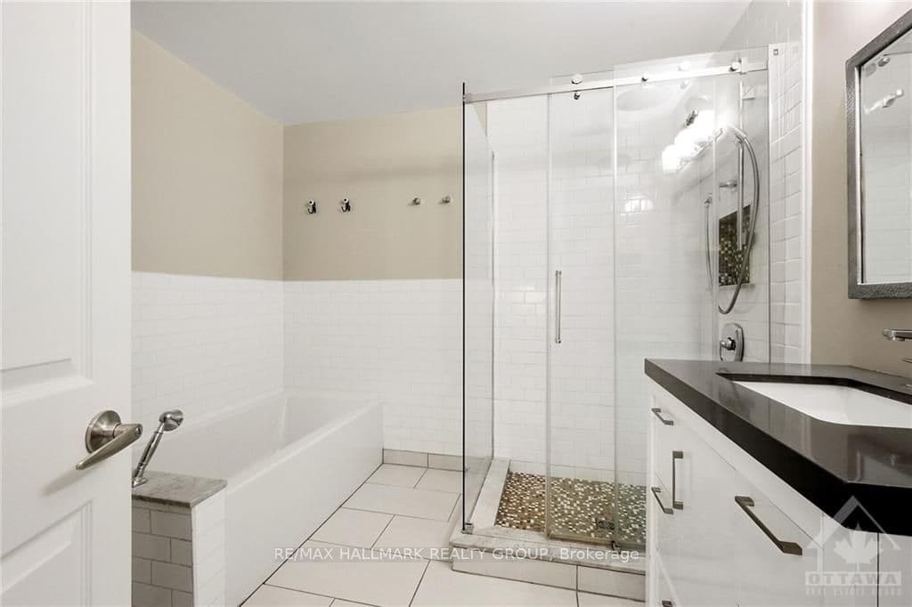 242 ALVIN Road photo 26