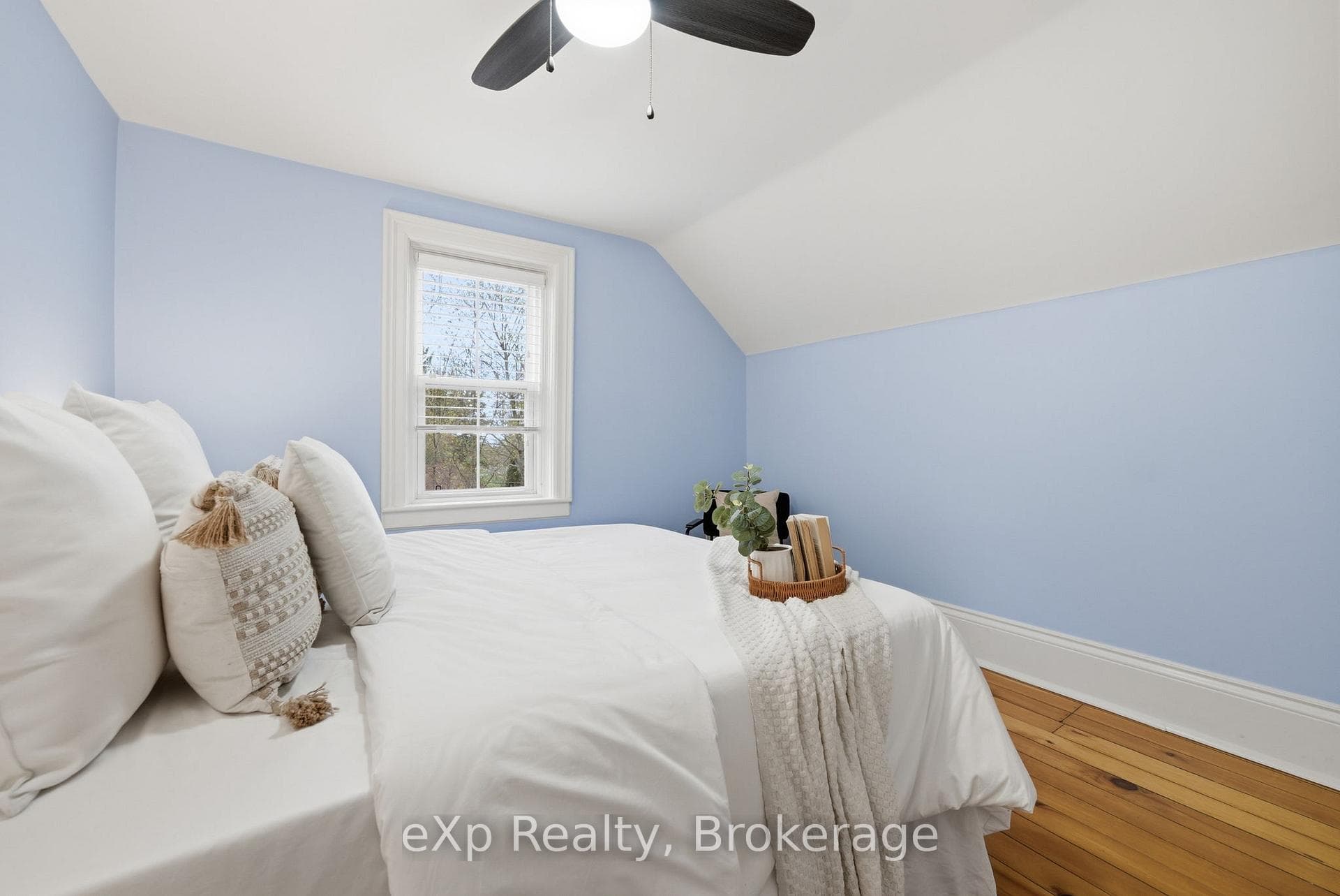 4081 Burnham Street photo 27