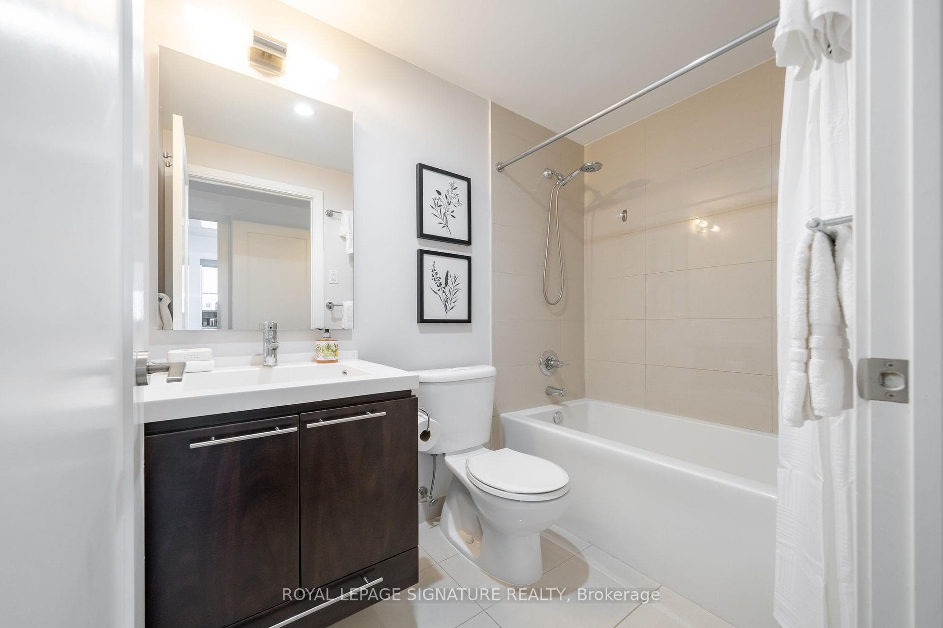 25 Broadway Avenue Unit 1901 photo 28