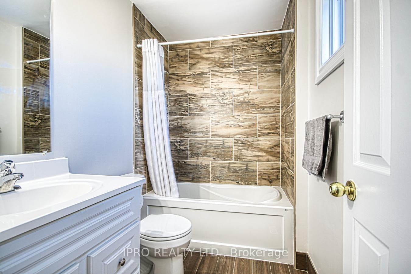 1861 Bainbridge Drive photo 34