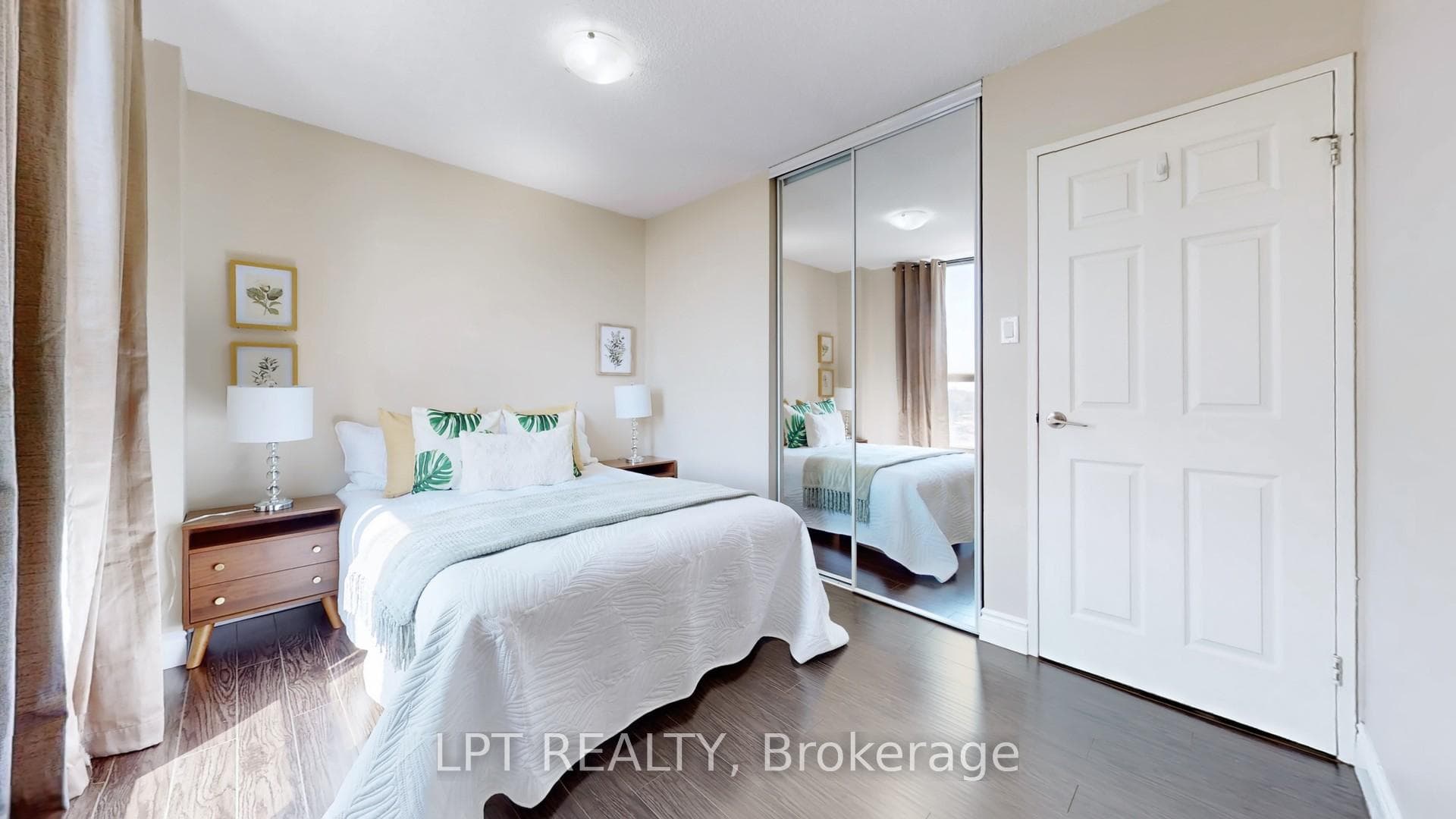 3170 Kirwin Avenue Unit 1503 photo 30
