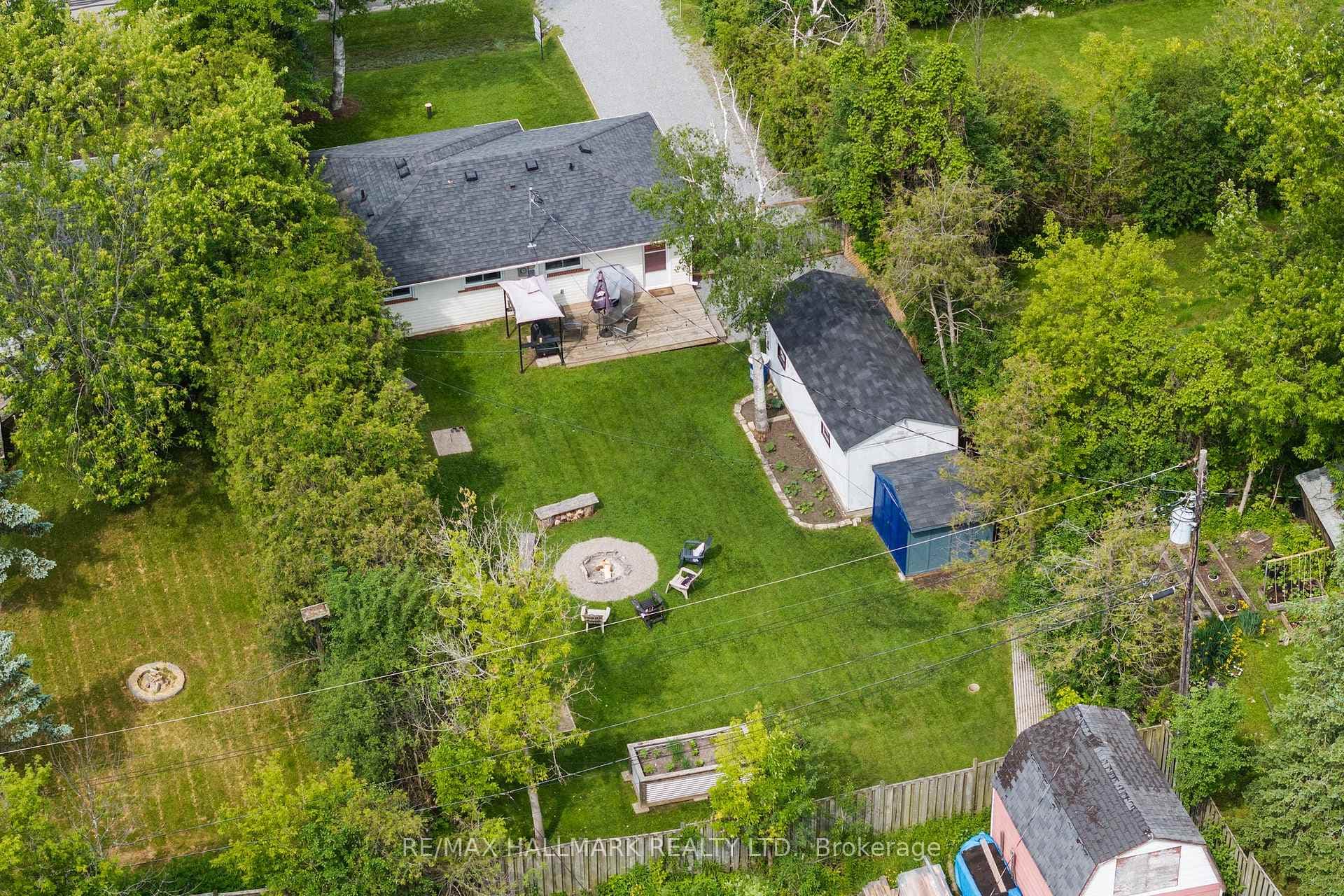 61 Blue Jay Boulevard photo 19