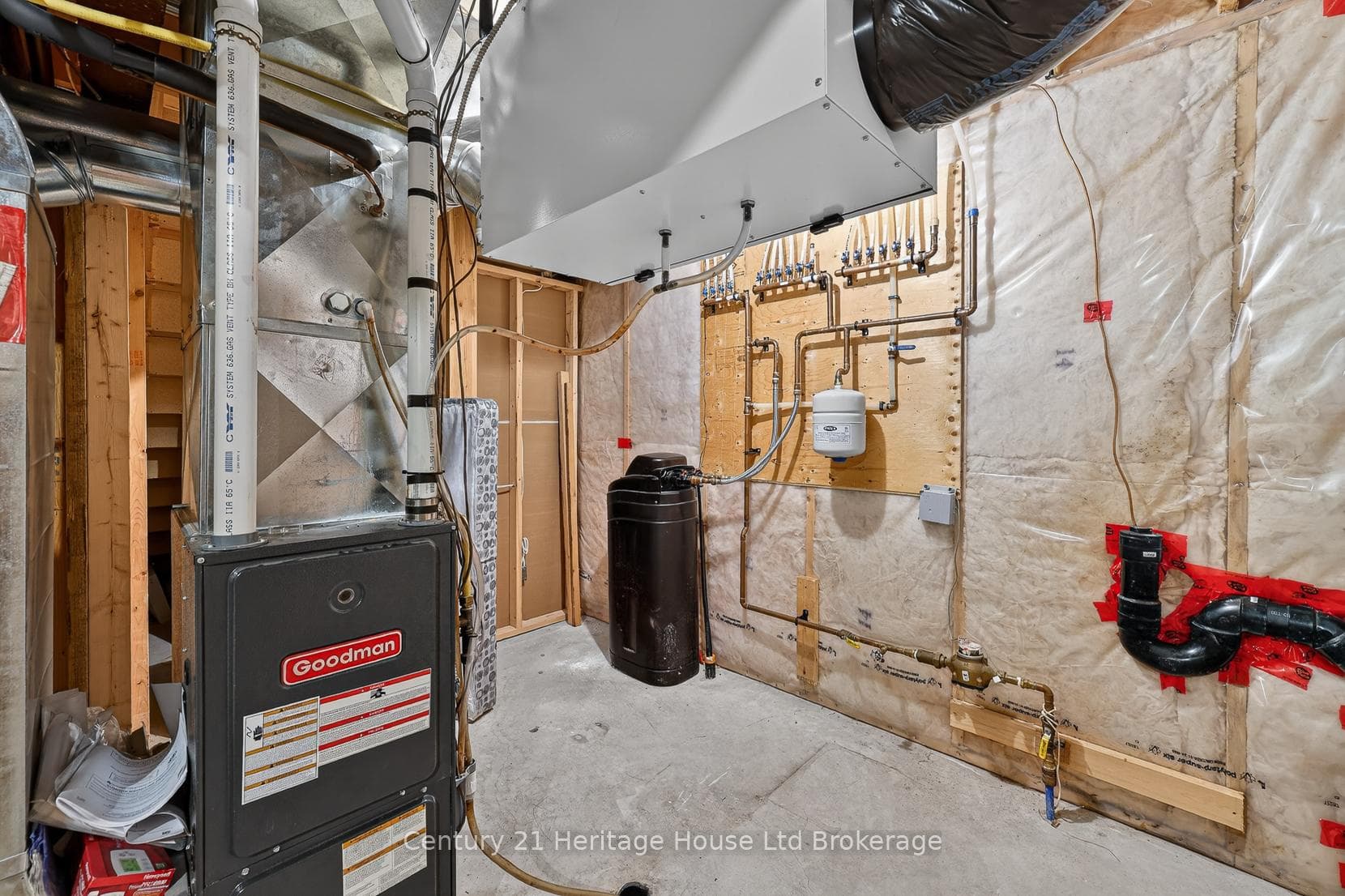 54 Westview Court photo 33
