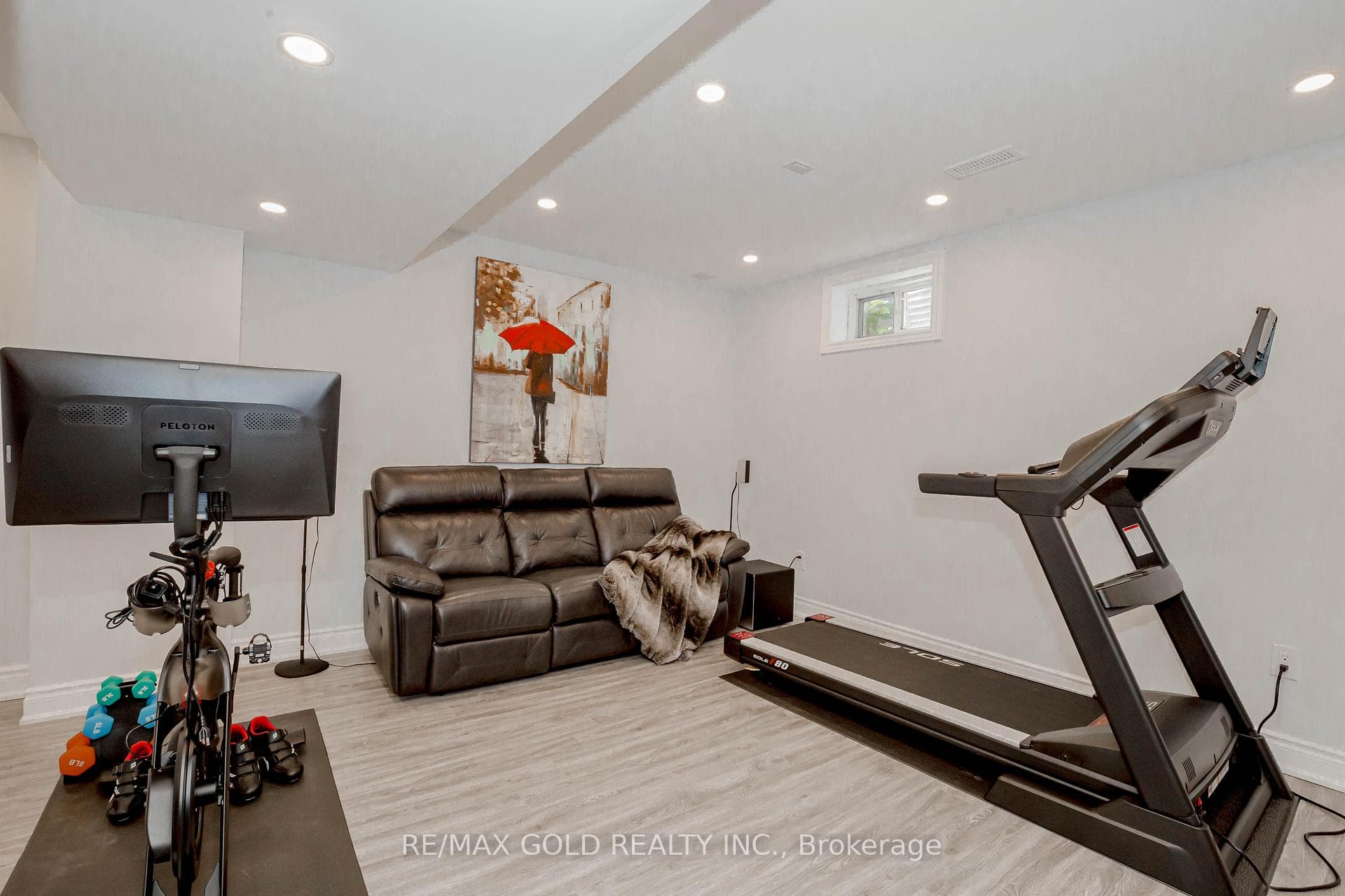 466 Terrace Way photo 26
