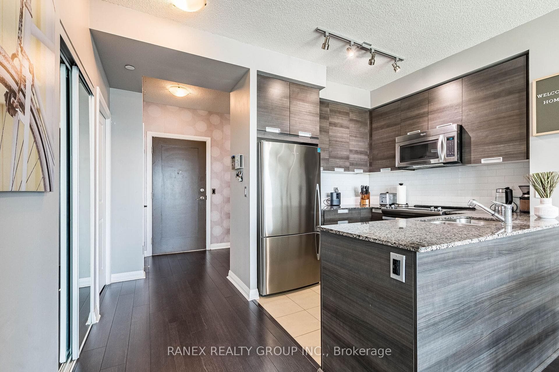 75 Eglinton Avenue Unit 2106 photo 12