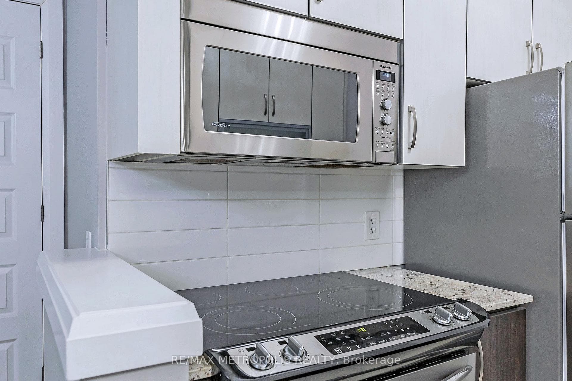 8171 Kipling Avenue Unit 1 photo 22