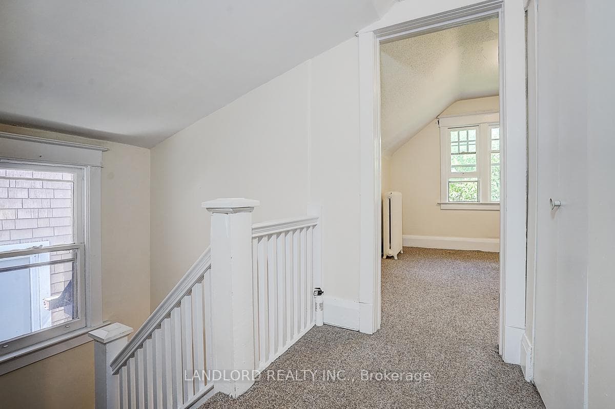 92 Neville Park Boulevard Unit Upper Unit photo 23