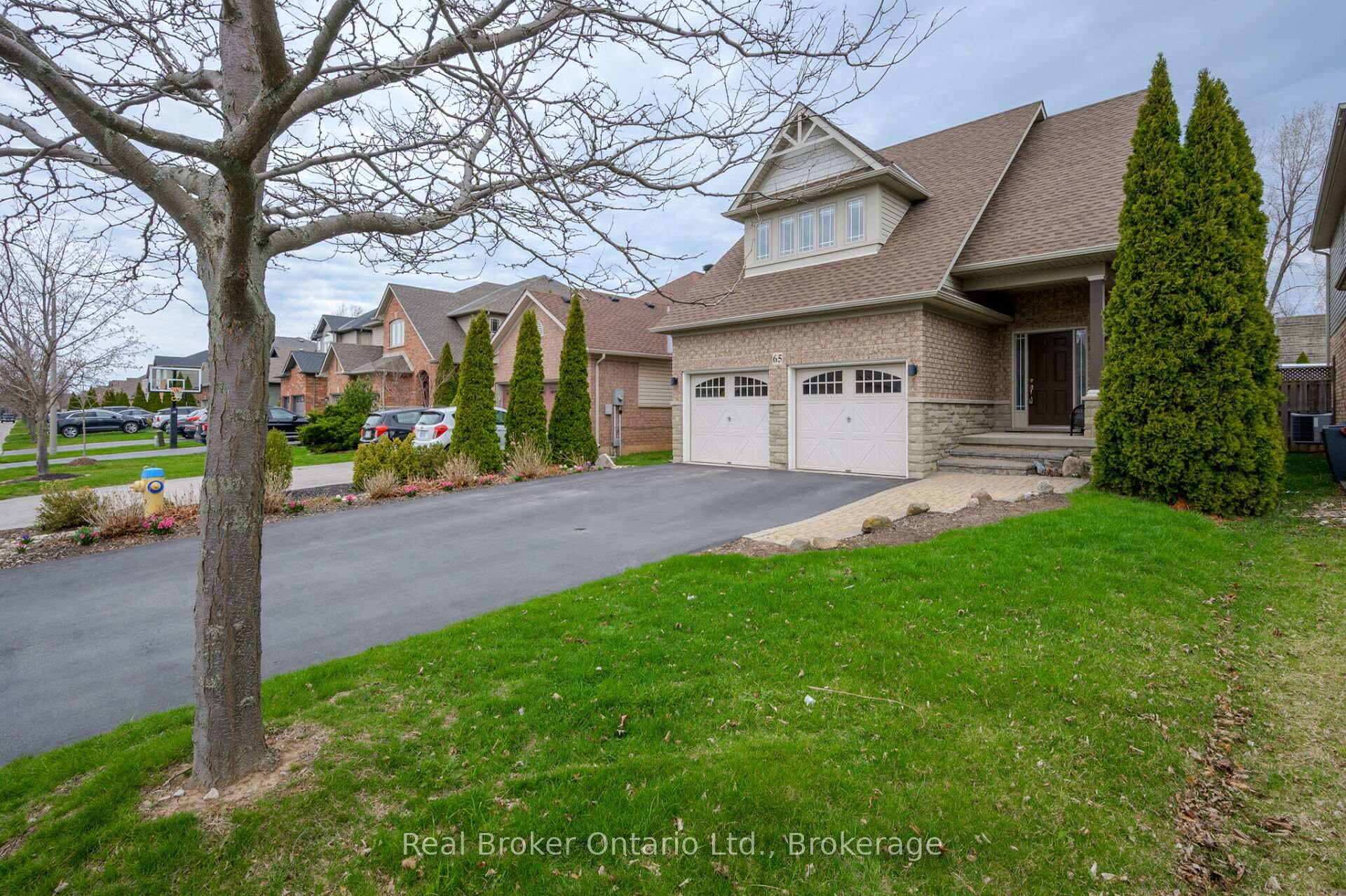 65 Plum Tree Lane photo 3