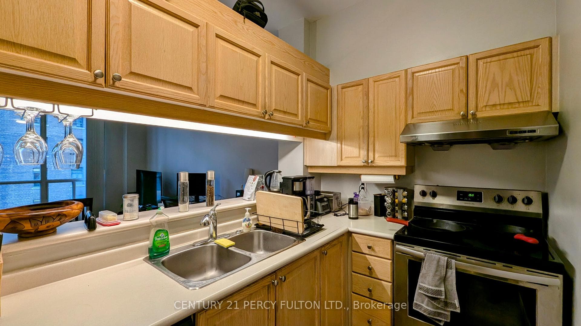7 King Street Unit 1506 photo 6