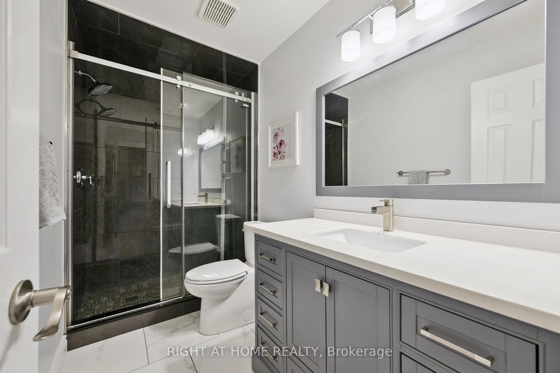 3-piece ensuite
