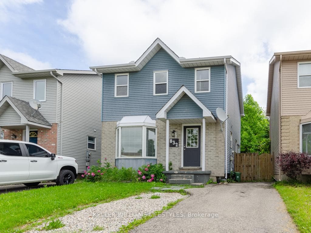 832 Thistledown Way photo 1
