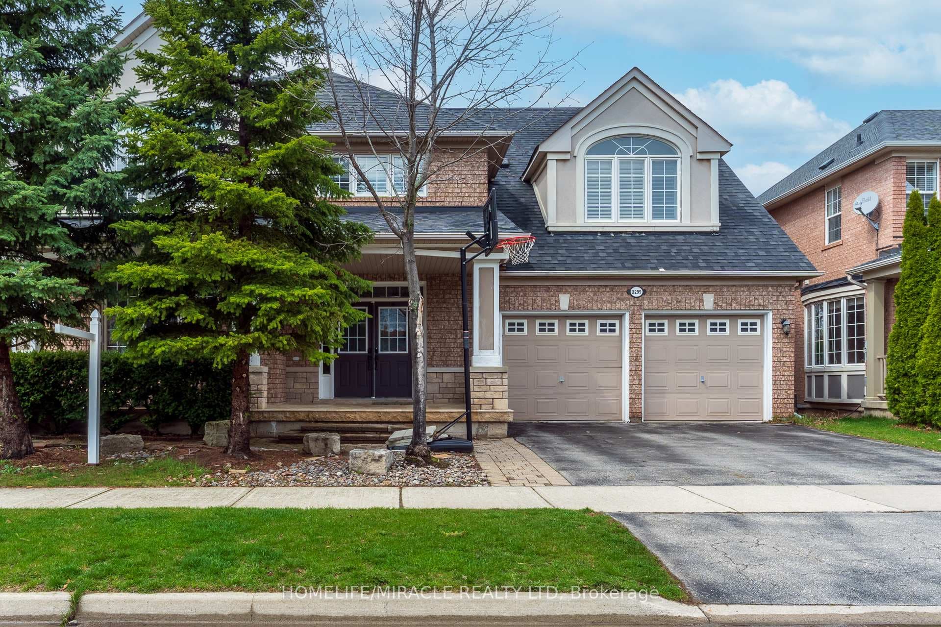 2299 Glazebrook Circle photo 1