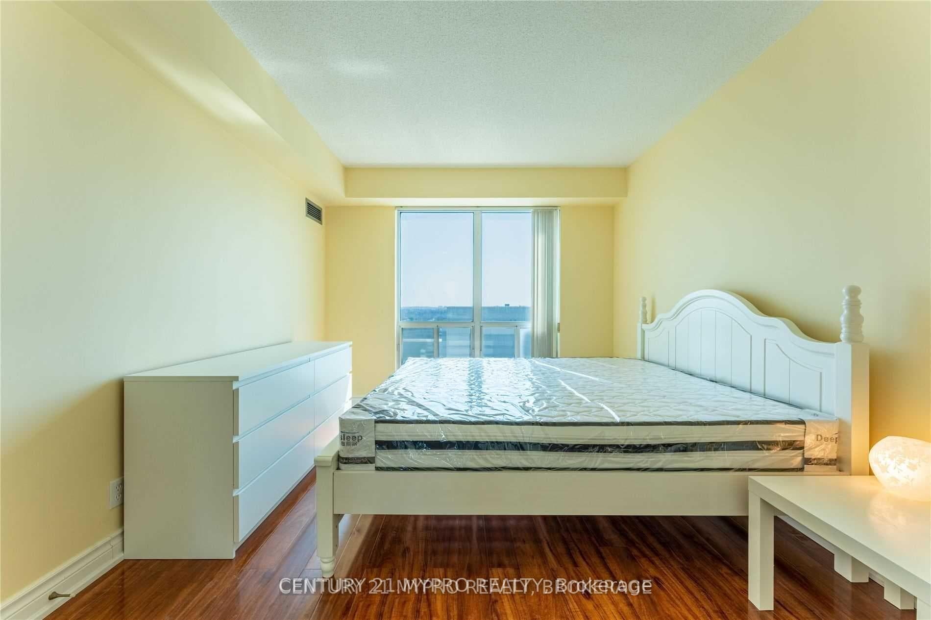 1 Lee Centre Drive Unit 1609 photo 17
