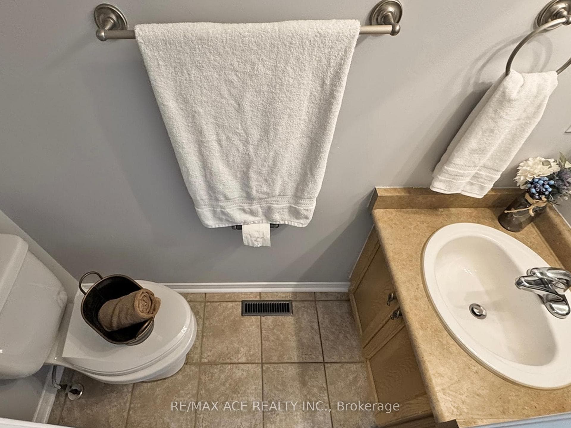 40 Gadwall Avenue photo 17