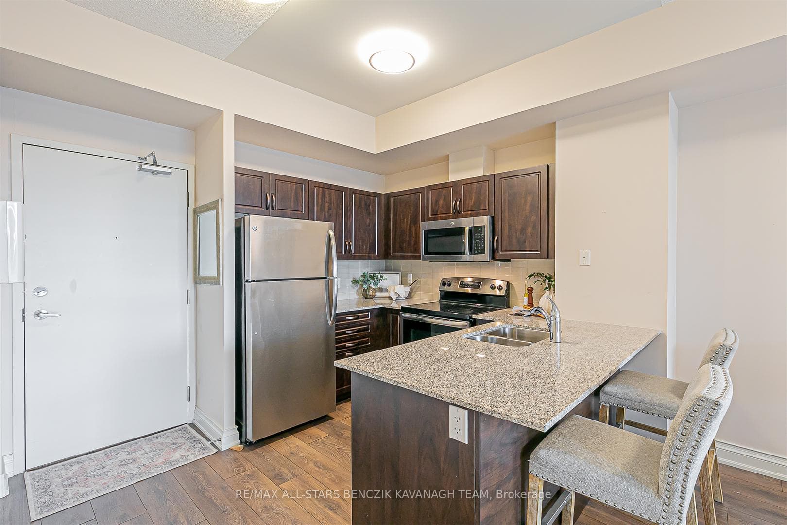 68 Main Street Unit 212 photo 3