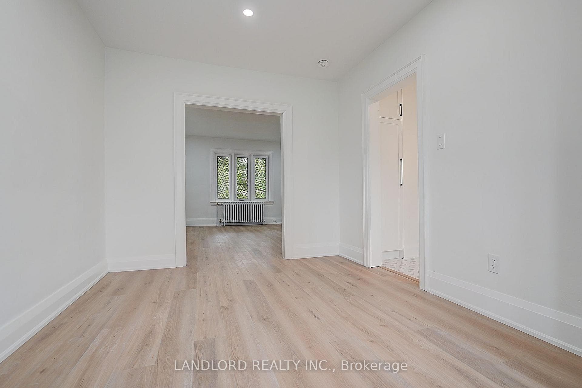 2520 Bloor Street Unit 12 photo 16