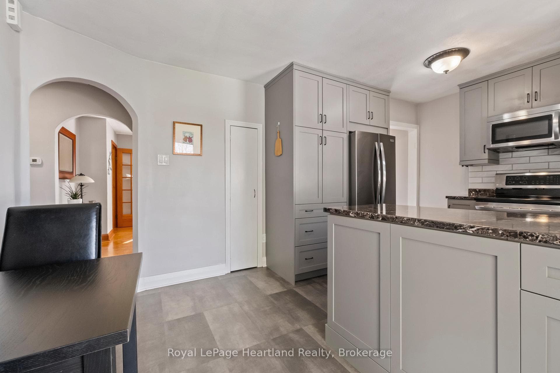 117 Andrew Street photo 12