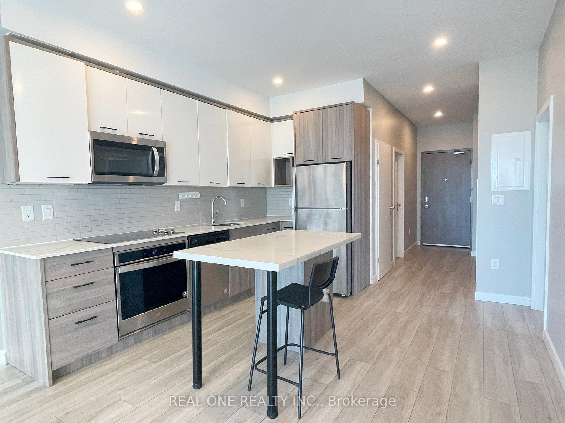 20 George Street Unit 2102 photo 4
