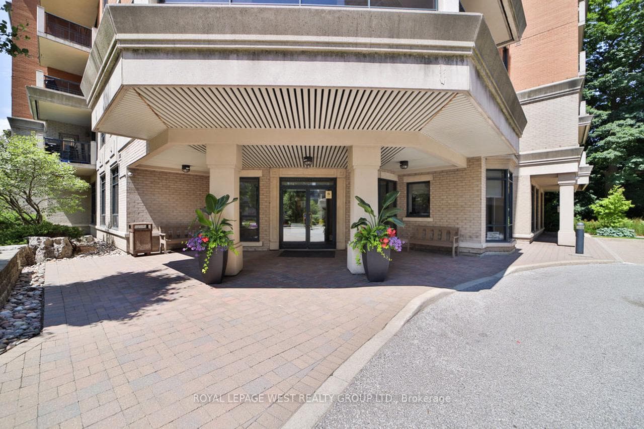 1 Lomond Drive Unit 708 photo 25