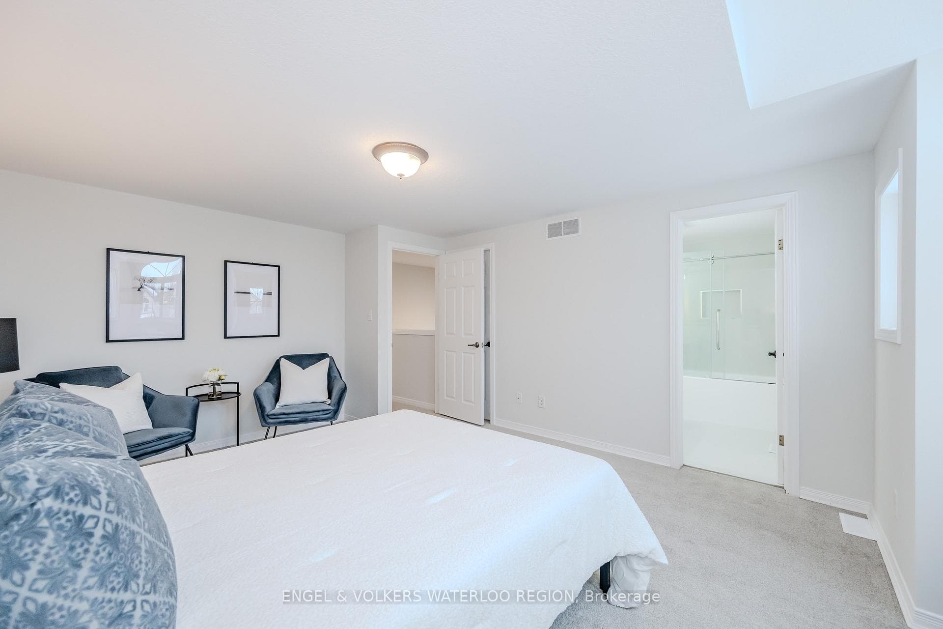 703 Karlsfeld Road photo 20