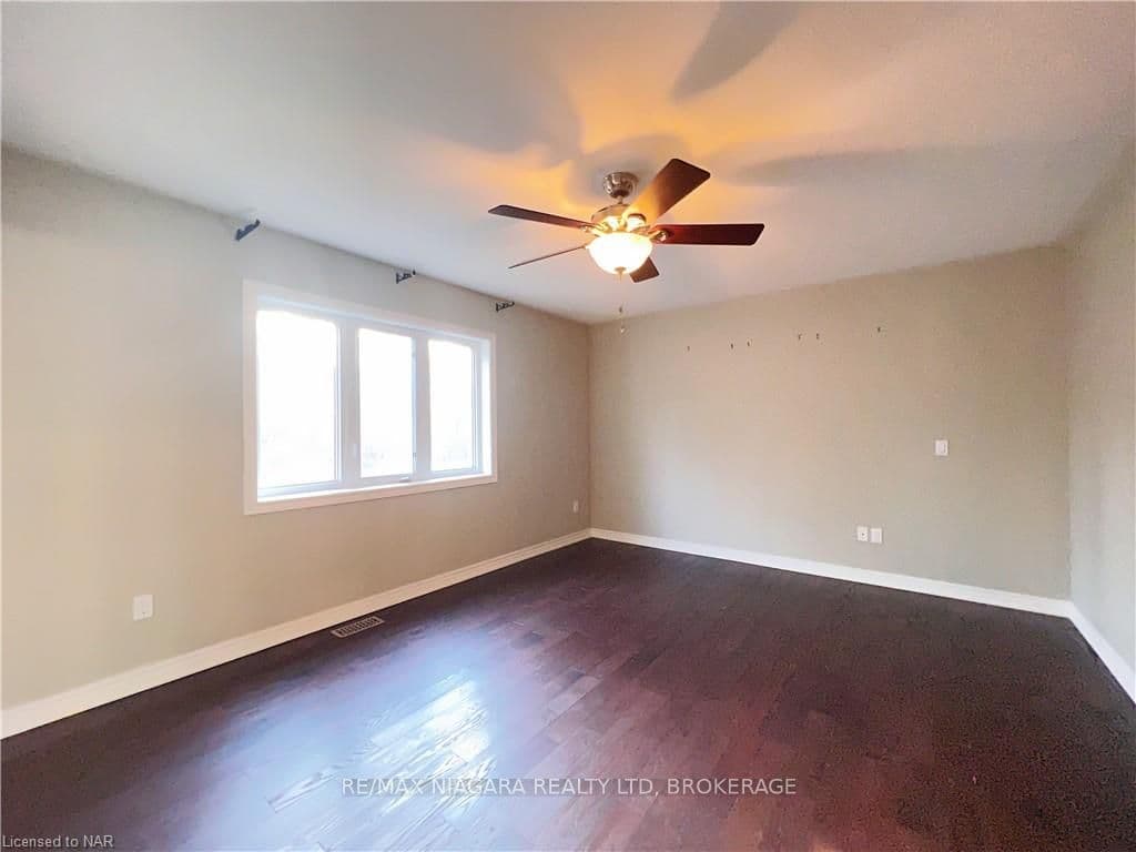 114 WINTERBERRY Boulevard photo 19