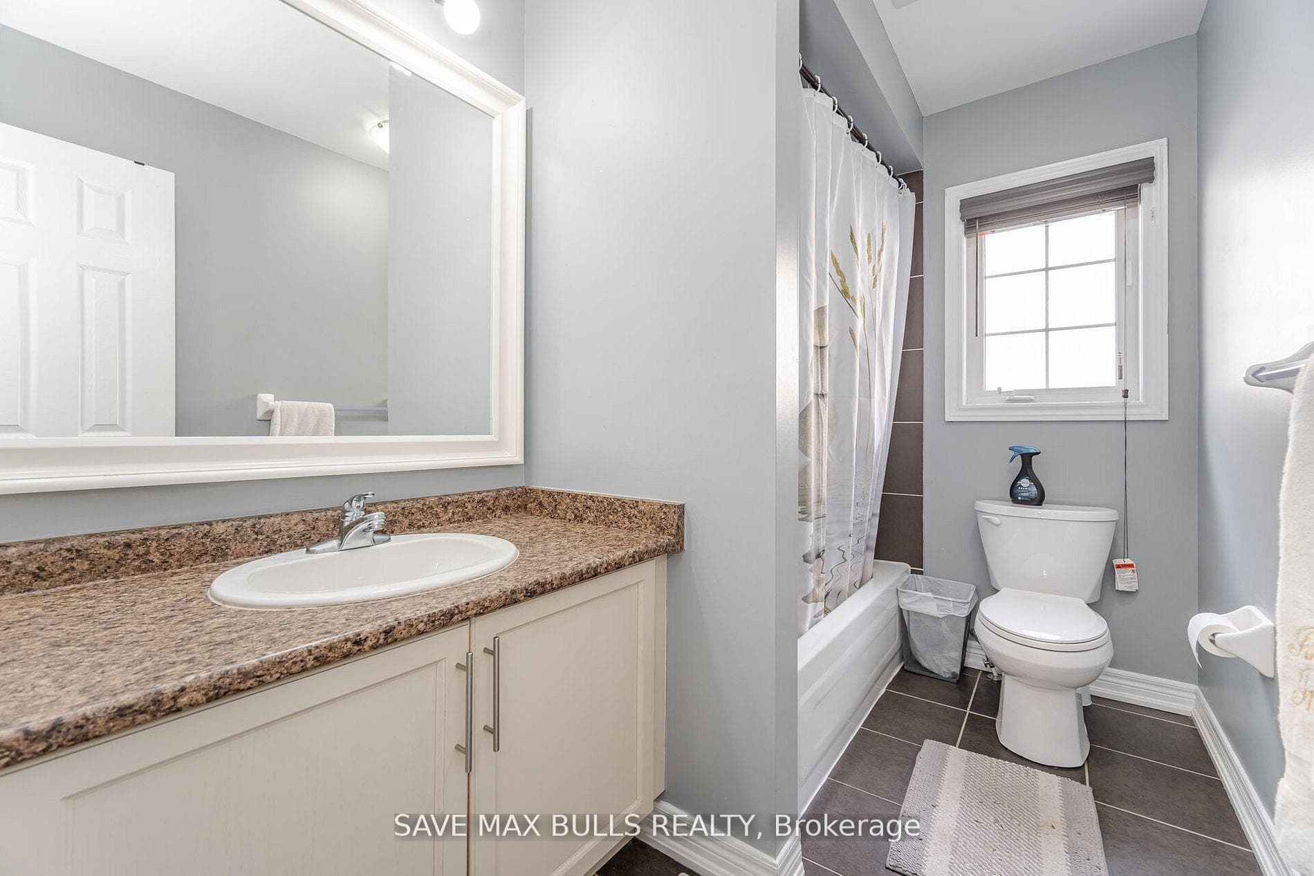 26 Beachville Circle photo 30