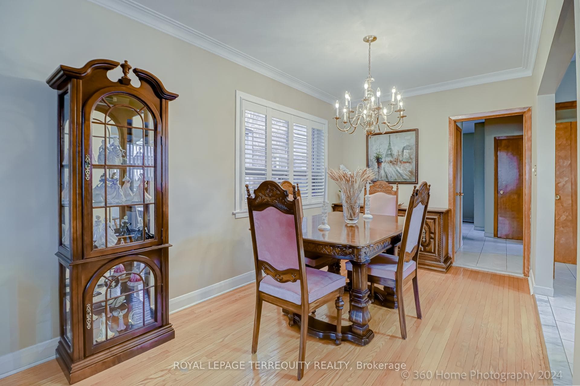 146 Earlscourt Avenue photo 10