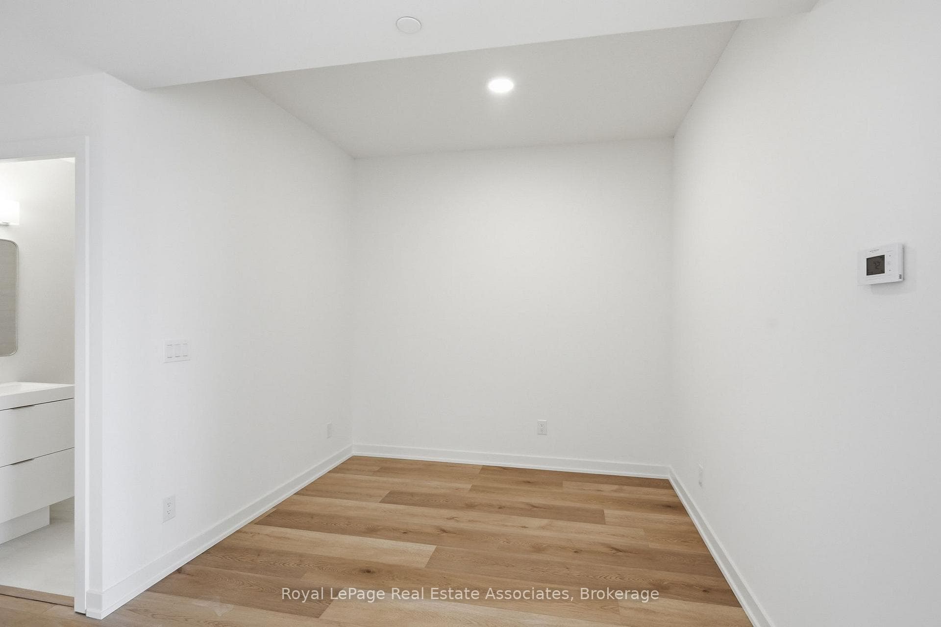 33 Erie Avenue Unit 1315 photo 9