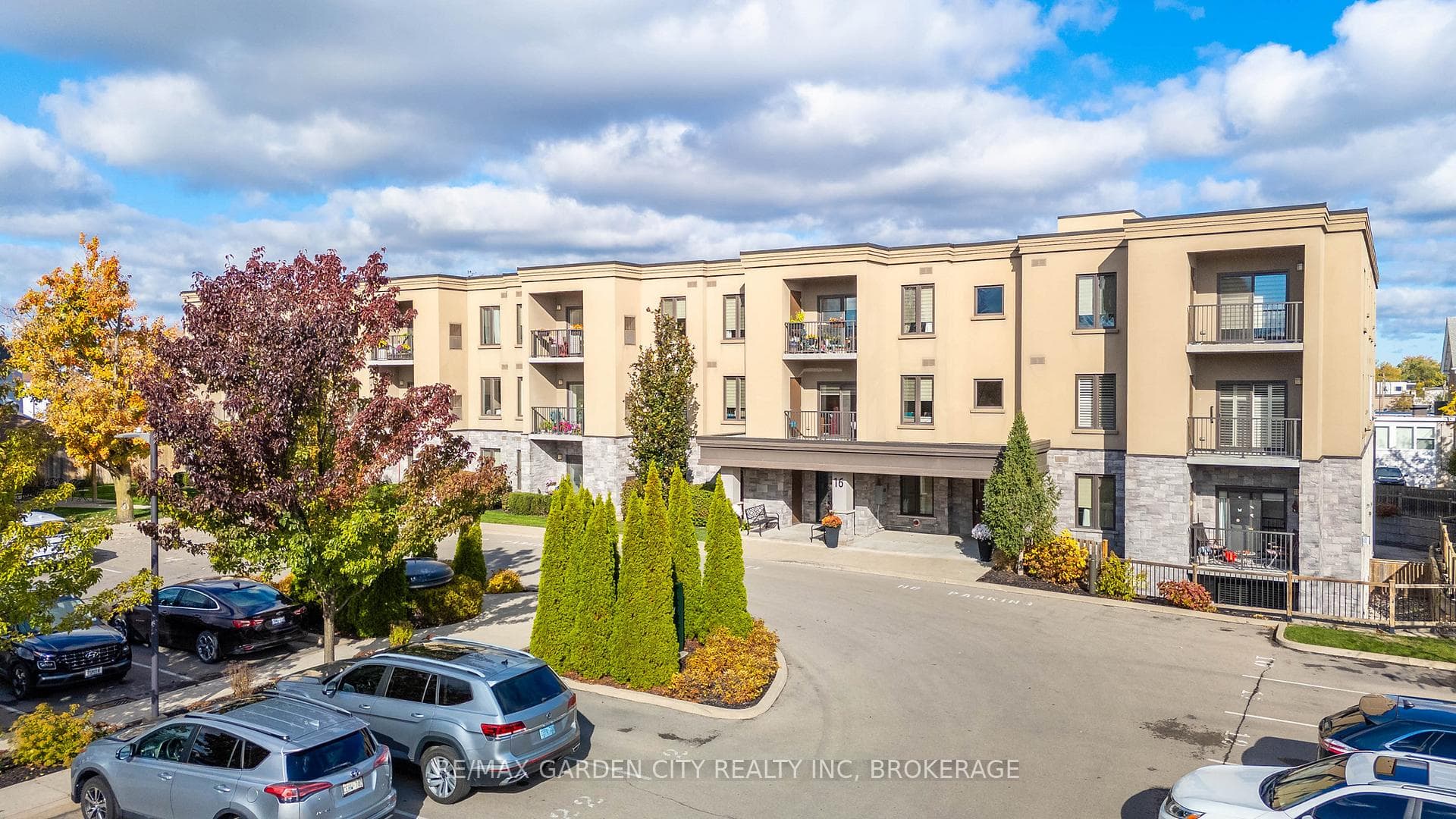 16 Sullivan Ave, Thorold