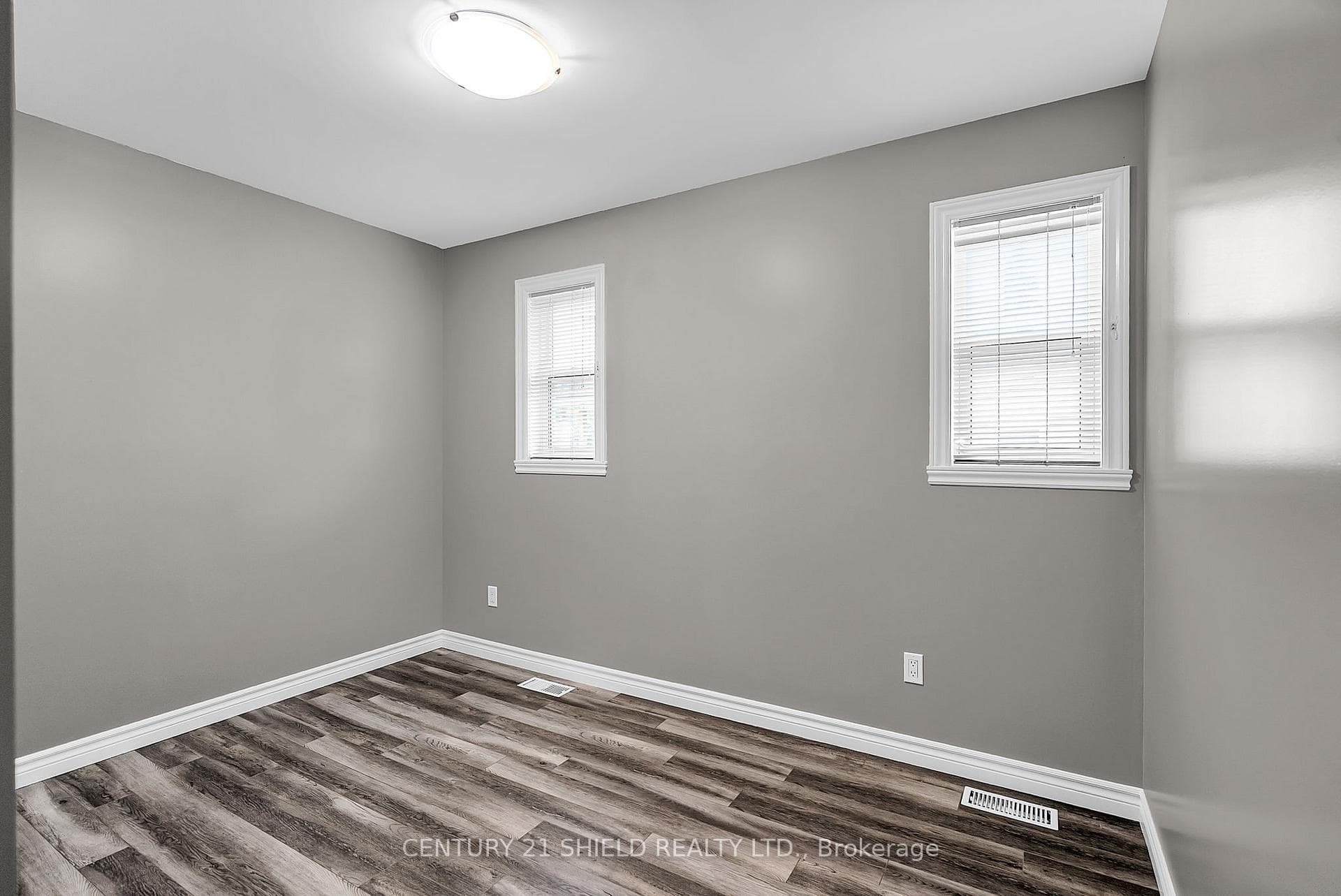225 Third Street photo 11