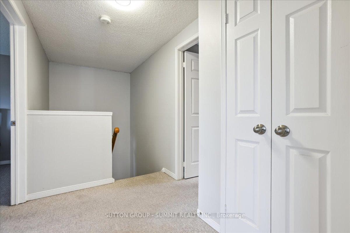 2915 Headon Forest Drive Unit 7 photo 16