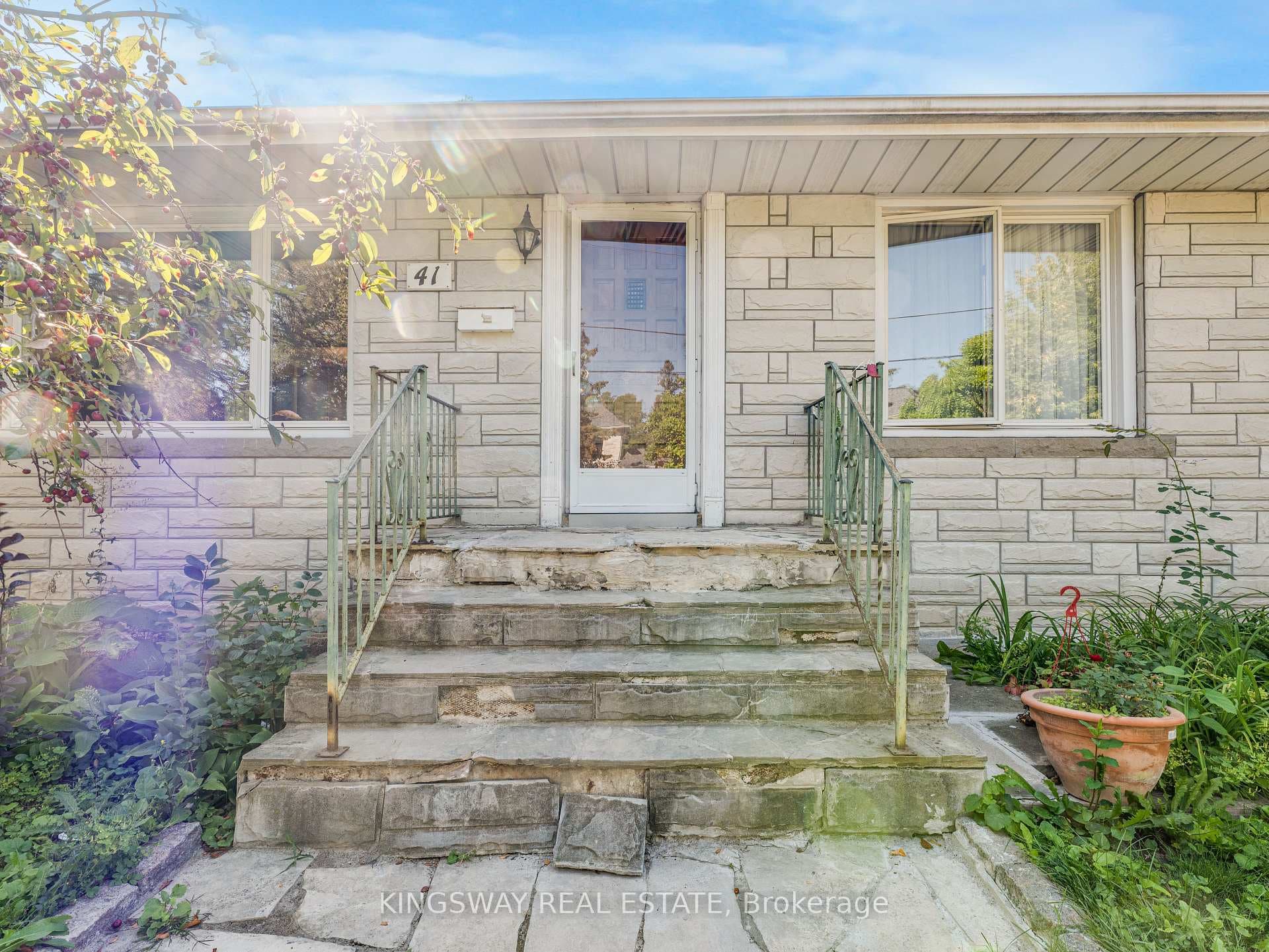 41 Kirk Drive photo 7