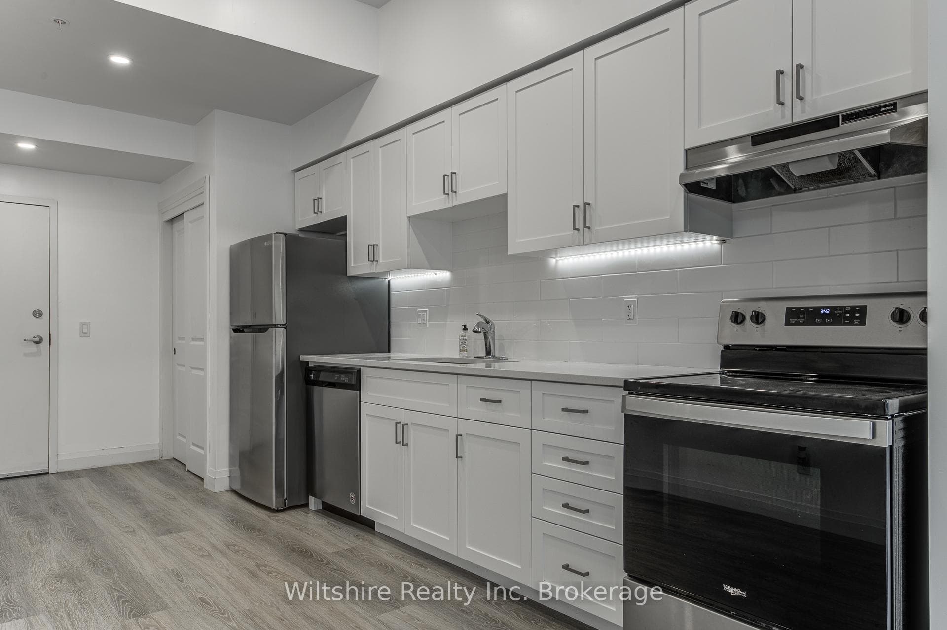 3 John Pound Road Unit 406 photo 7
